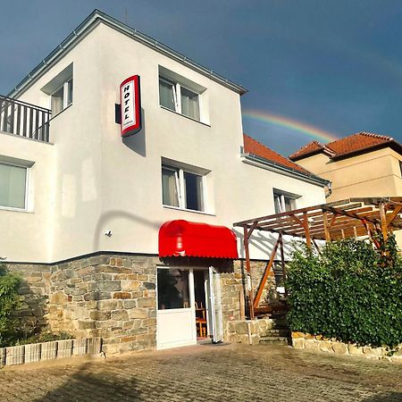 Penzion Fontana Hotell Náměšť nad Oslavou Exteriör bild