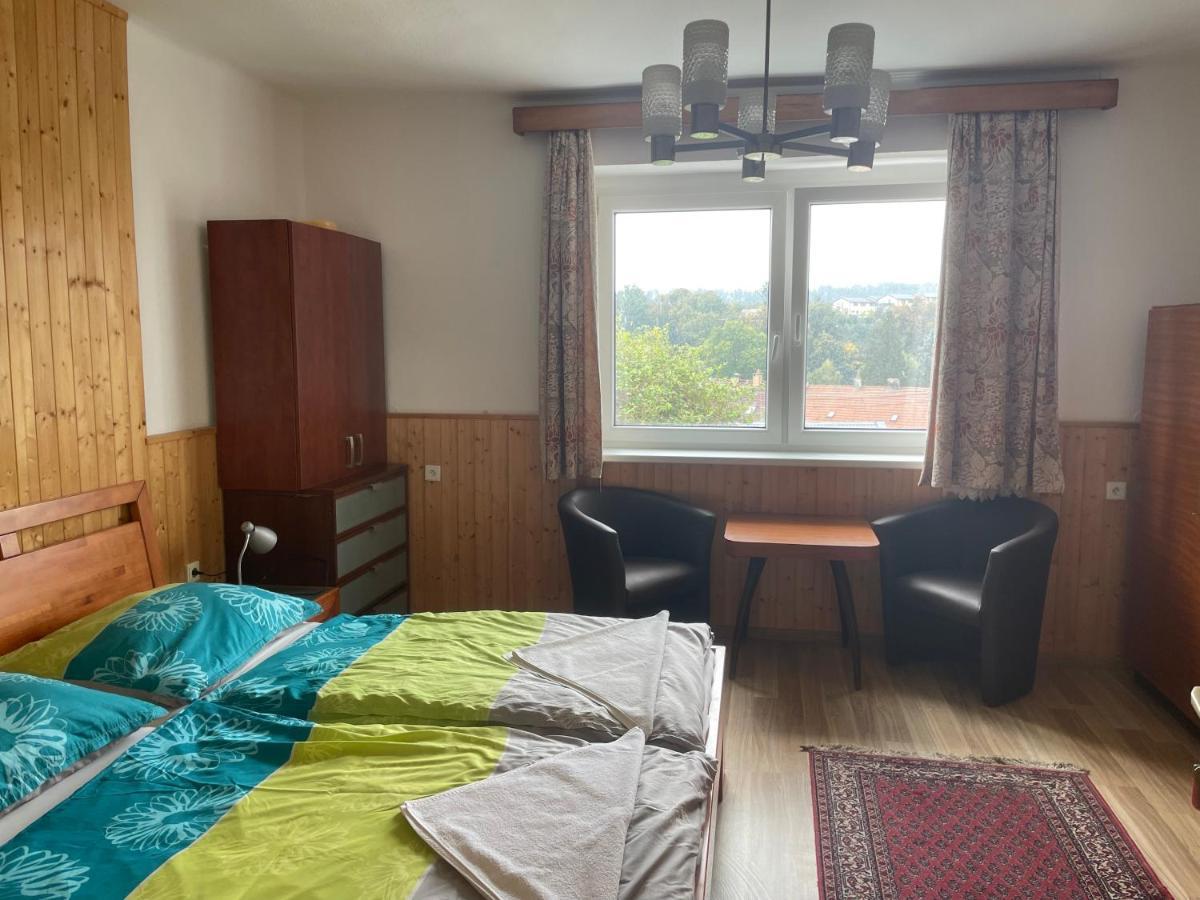 Penzion Fontana Hotell Náměšť nad Oslavou Exteriör bild