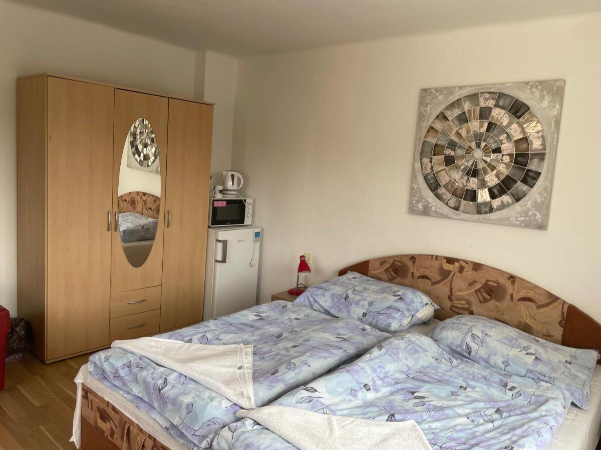 Penzion Fontana Hotell Náměšť nad Oslavou Exteriör bild